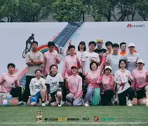 海滨鲸鲨队鏖战南城黑豹队，跆拳道常规赛爆冷，转换速度占优。黑马成最大惊喜的简单介绍